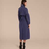 Trench-coat en soie oversize avec manches bouffantes - Navy