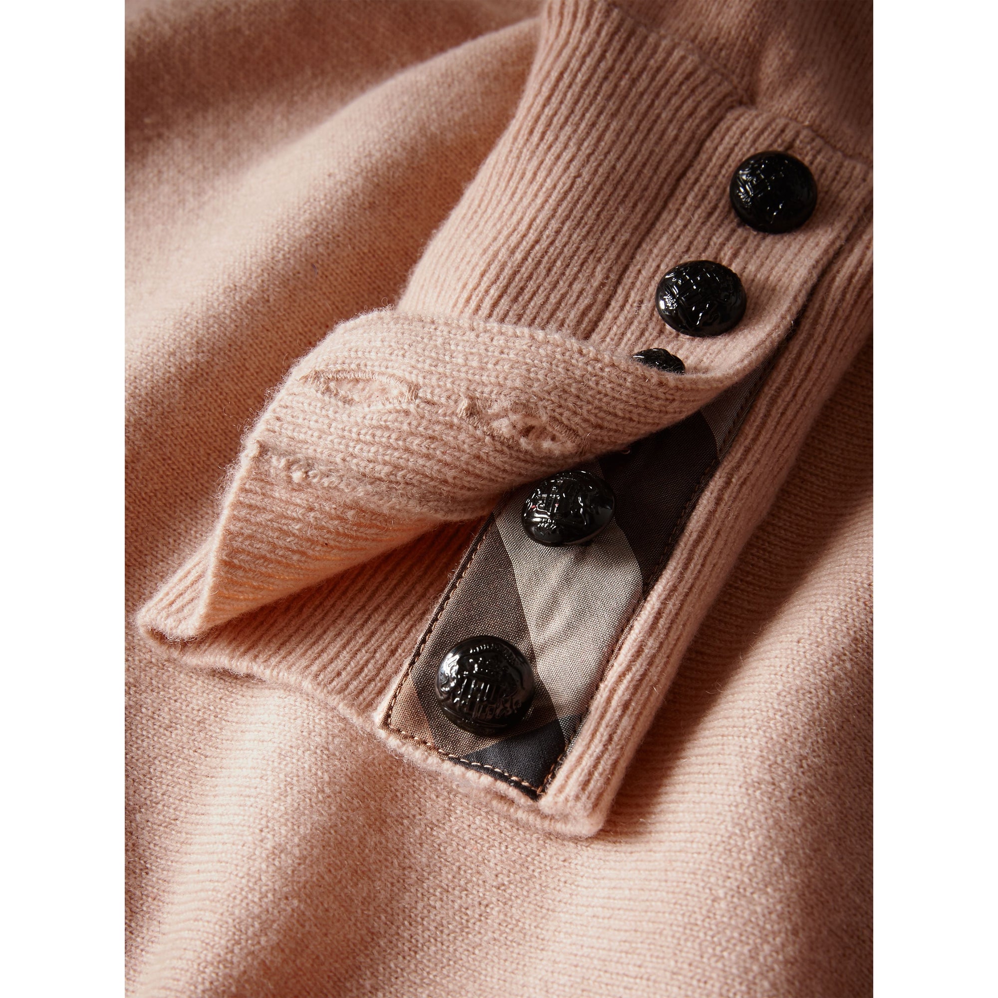 Pull en cachemire avec empiècement en maille torsadée - Apricot Pink