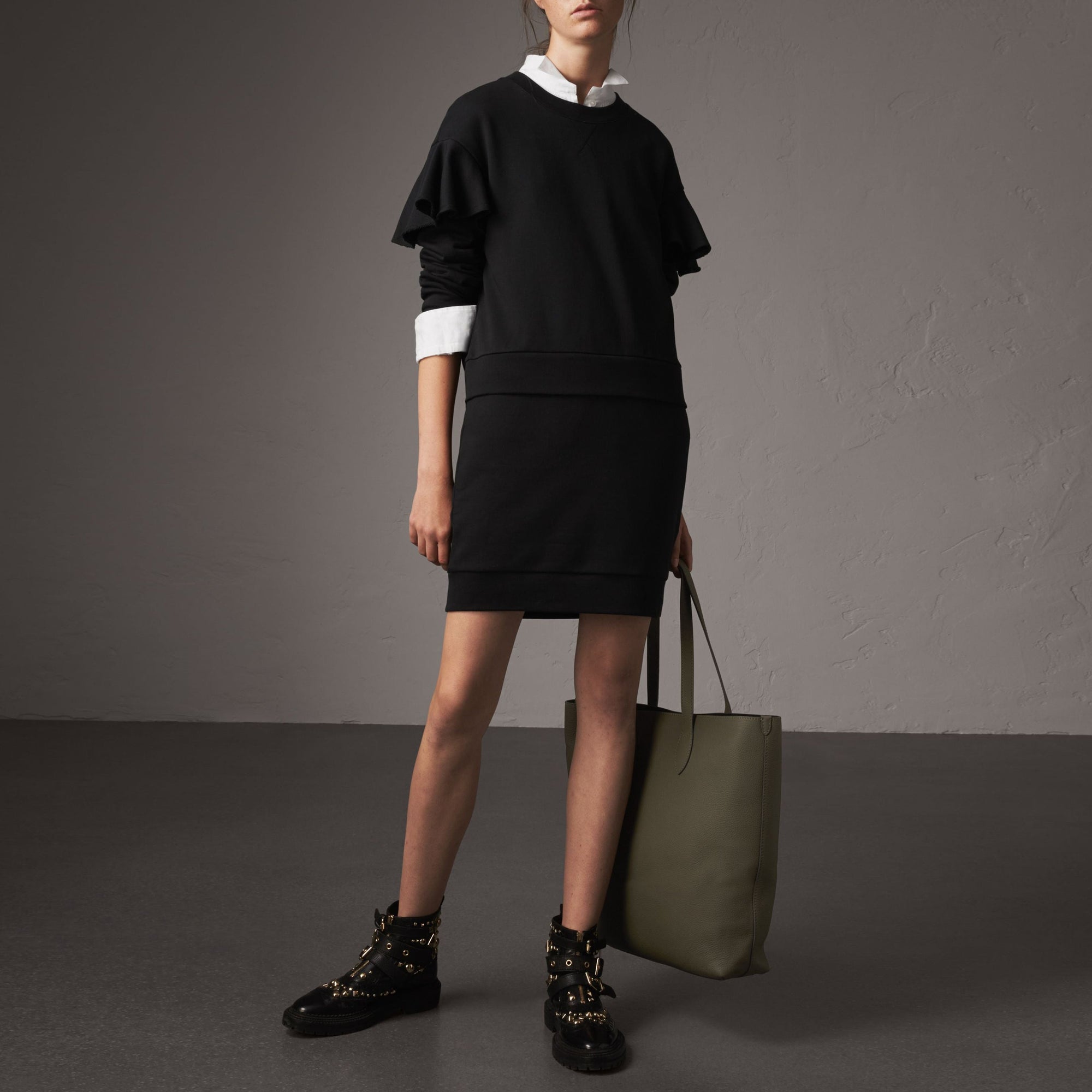 Robe pull en coton à manches à volants - Black