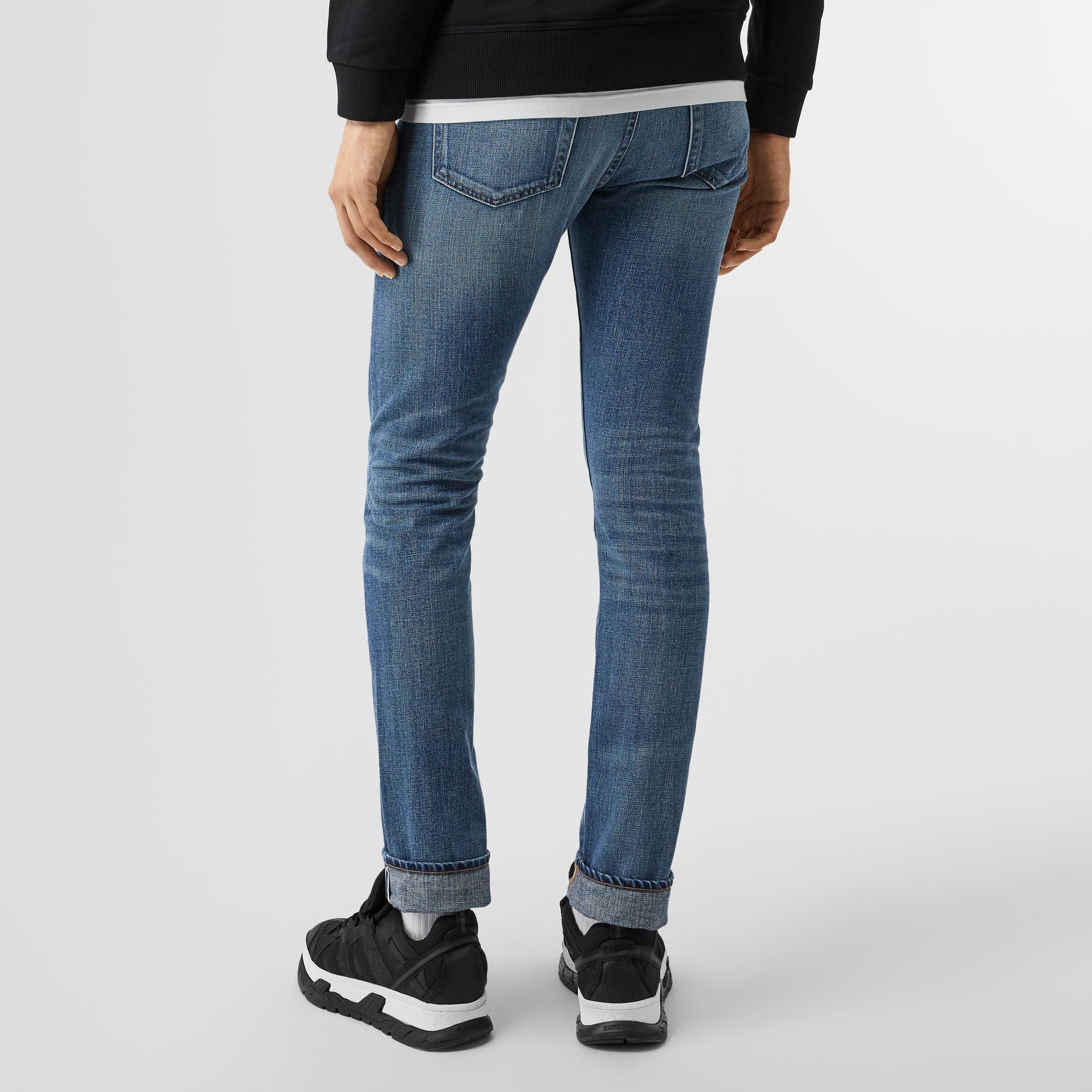 Jean de coupe slim en denim selvedge japonais délavé - Light Indigo