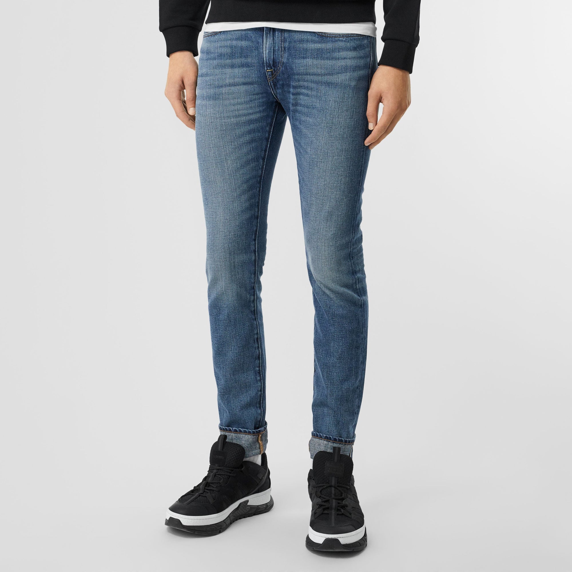 Jean de coupe slim en denim selvedge japonais délavé - Light Indigo