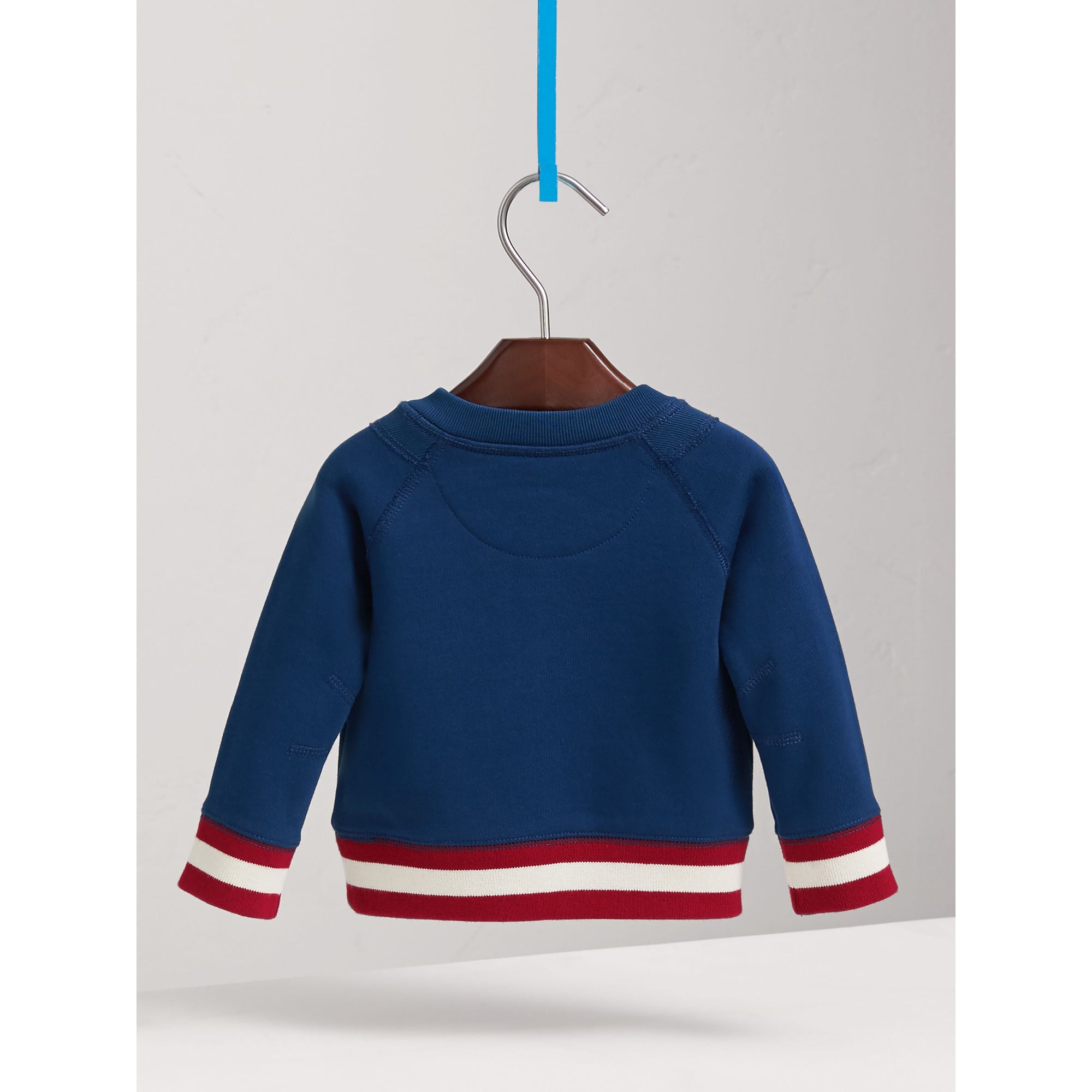 Sweat-shirt en coton brodé avec rayures contrastantes - Canvas Blue