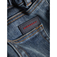 Jean de coupe décontractée en denim indigo - Mid Indigo