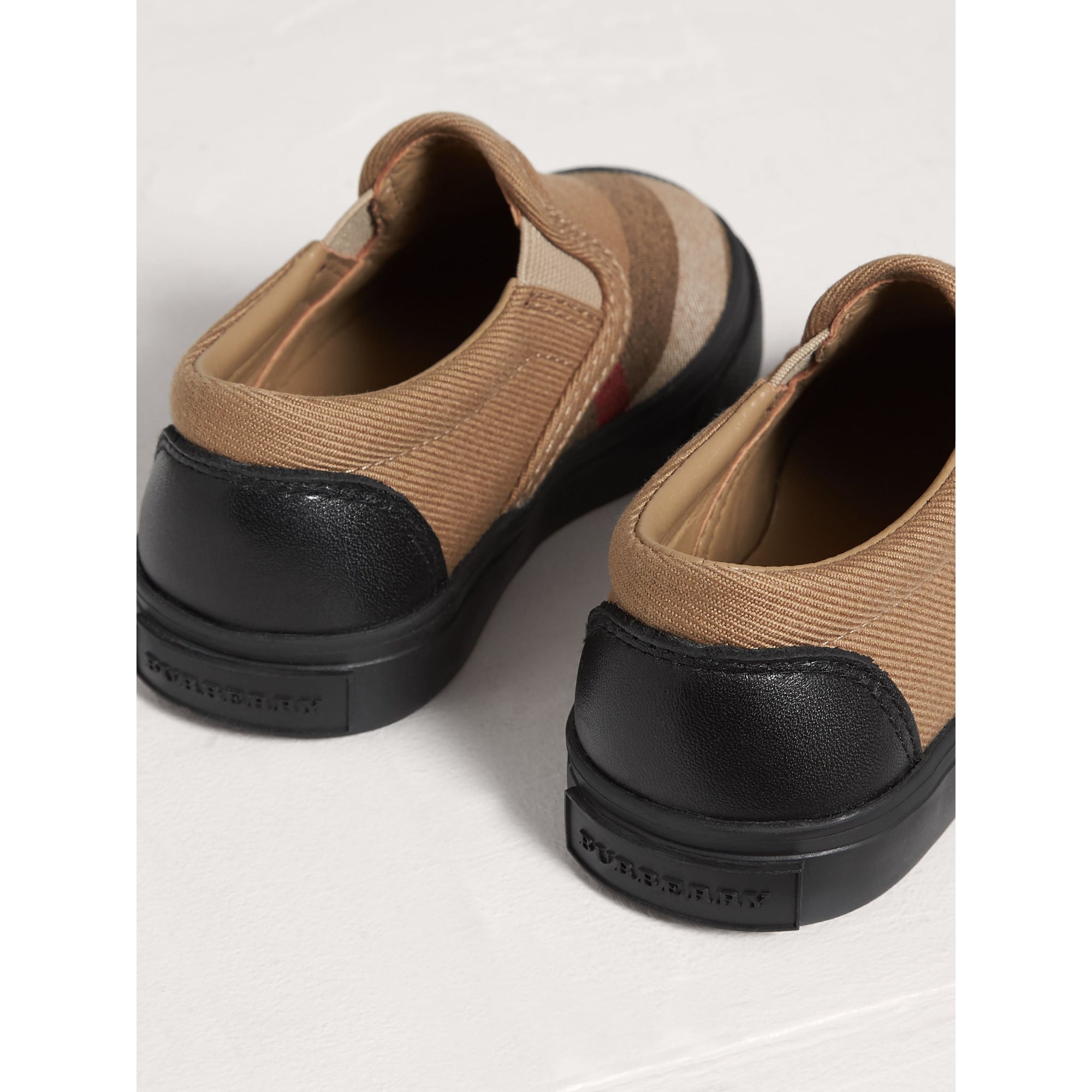 Sneakers sans lacets en cuir et tissu House check - Classic & Black