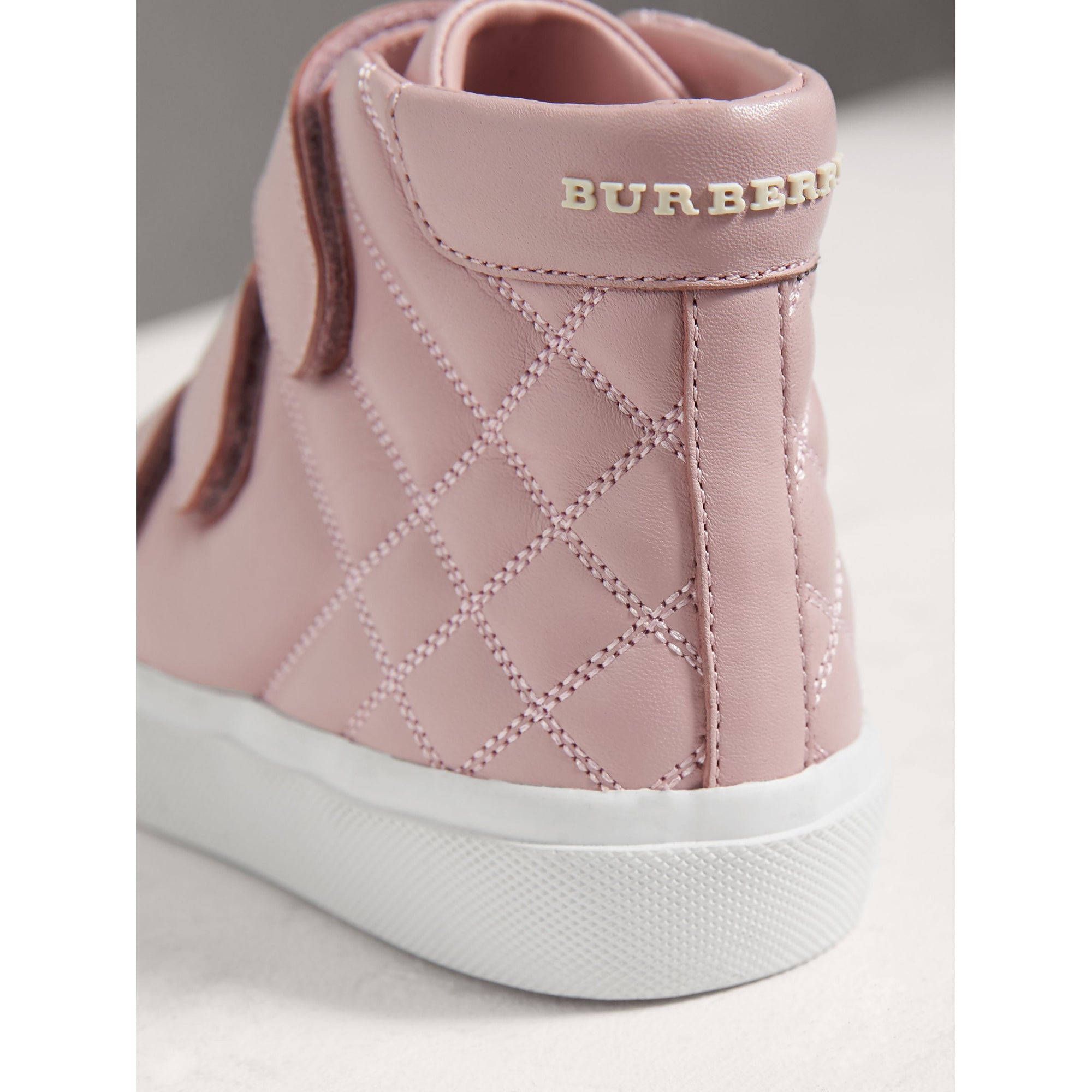 Sneakers montantes en cuir avec matelassage à motif check - Light Pink Melange