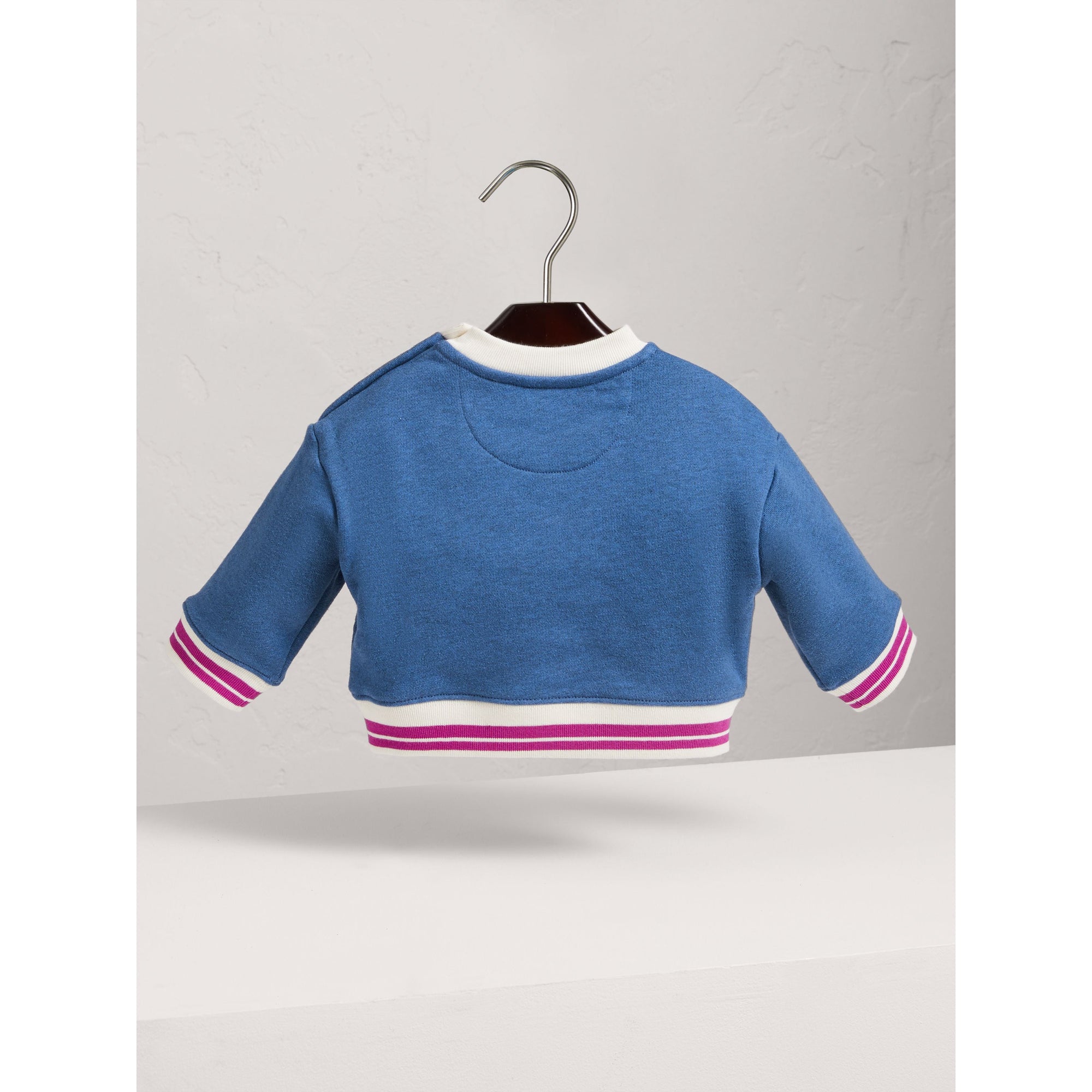 Sweat-shirt en coton brodé avec rayures contrastantes - Hydrangea Blue