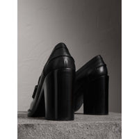 Mocassins à talon en cuir avec œillets - Black