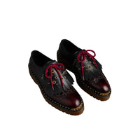 Chaussures richelieu en cuir riveté à franges - Black