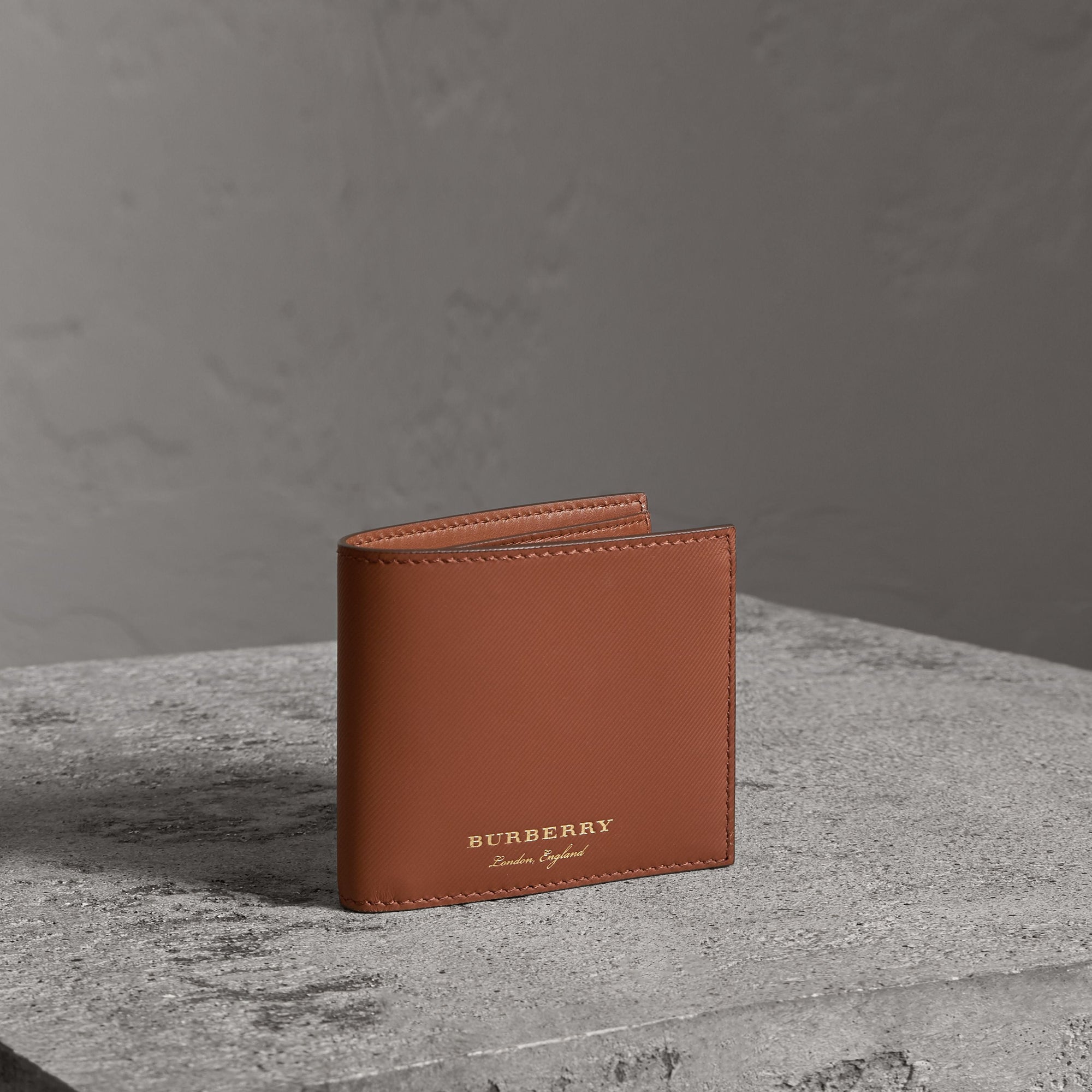 Portefeuille à rabat en cuir trench avec porte-cartes amovible - Tan