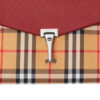 Petit sac à bandoulière en cuir et à motif Vintage check - Crimson