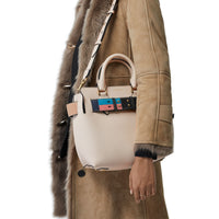 Petit sac The Belt en cuir avec détail color-block - Limestone