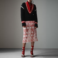 Pull de style cricket en laine et cachemire avec col en crochet - Black