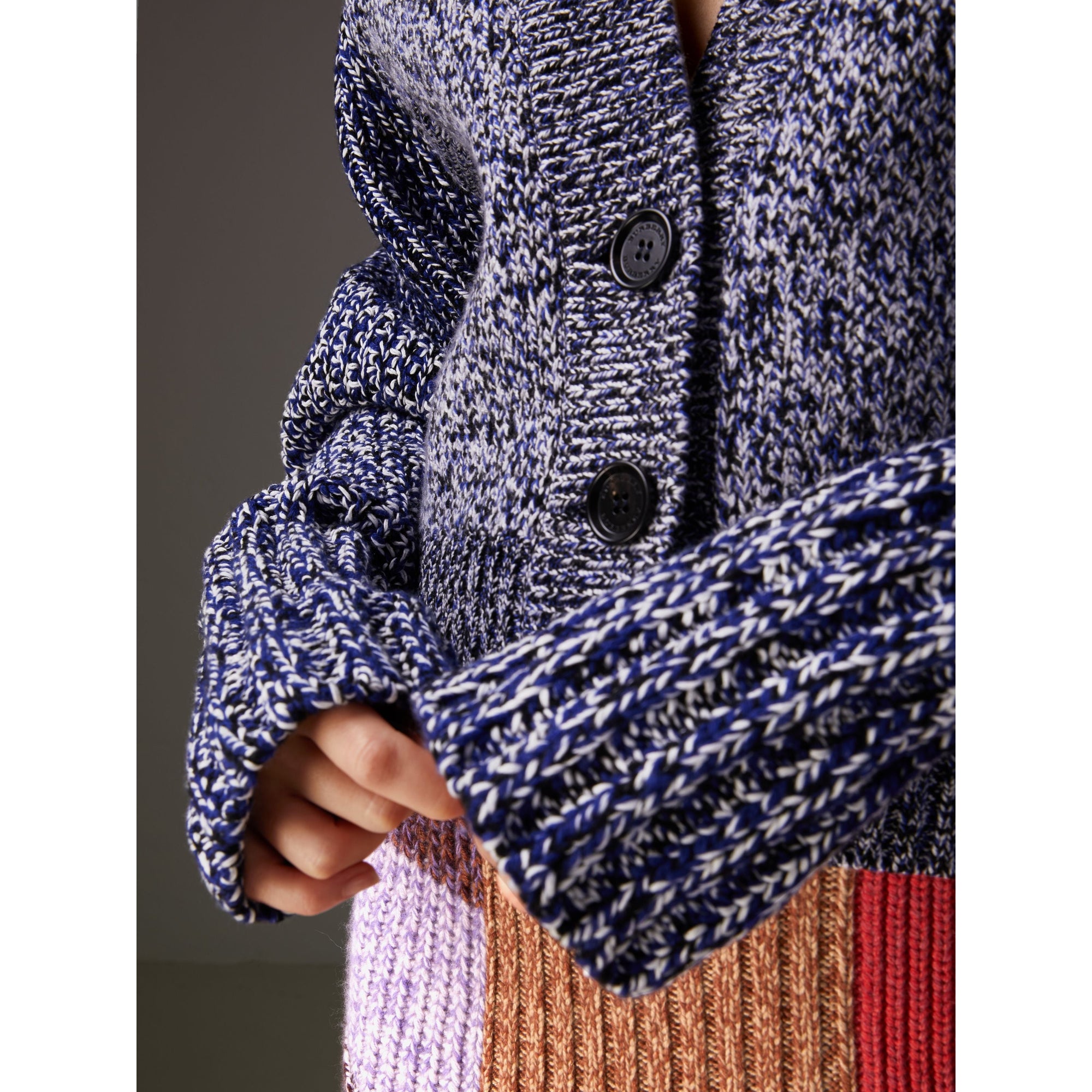 Cardigan en mouliné de cachemire coton et laine mélangés  - Bright Navy & Black