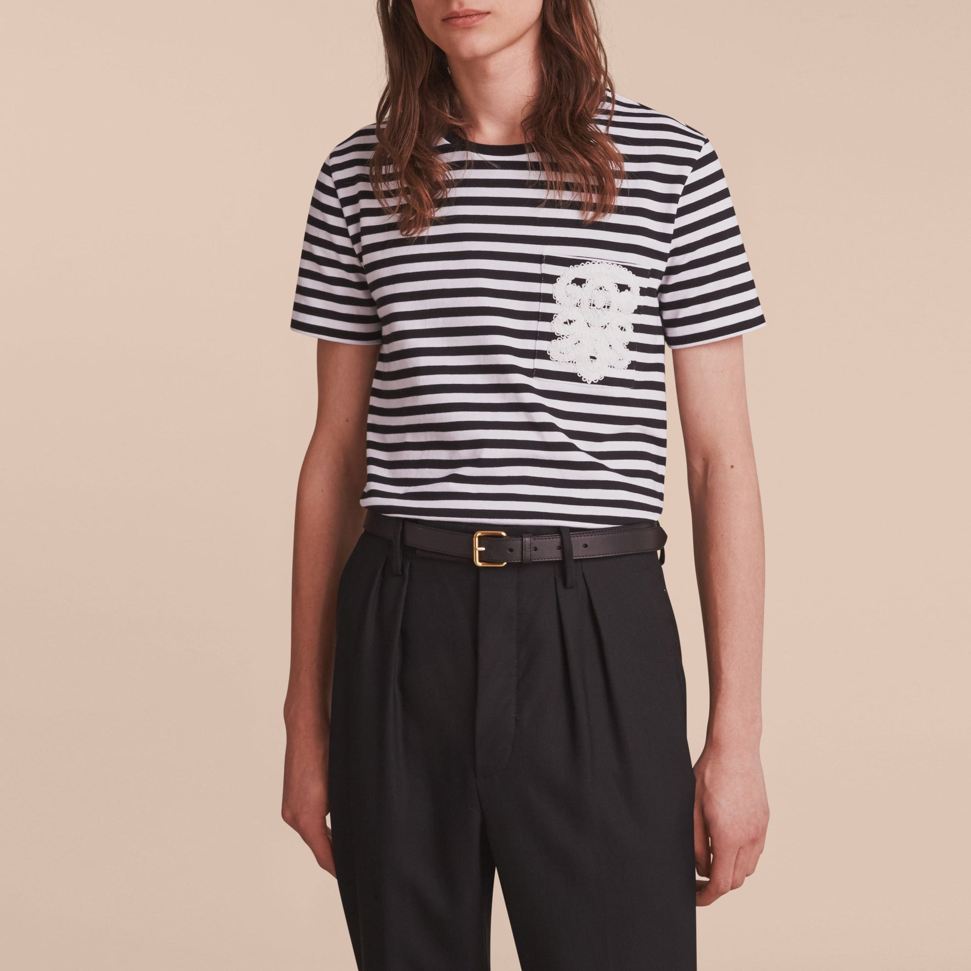 T-shirt marinière en coton avec appliqué en dentelle - Black & White