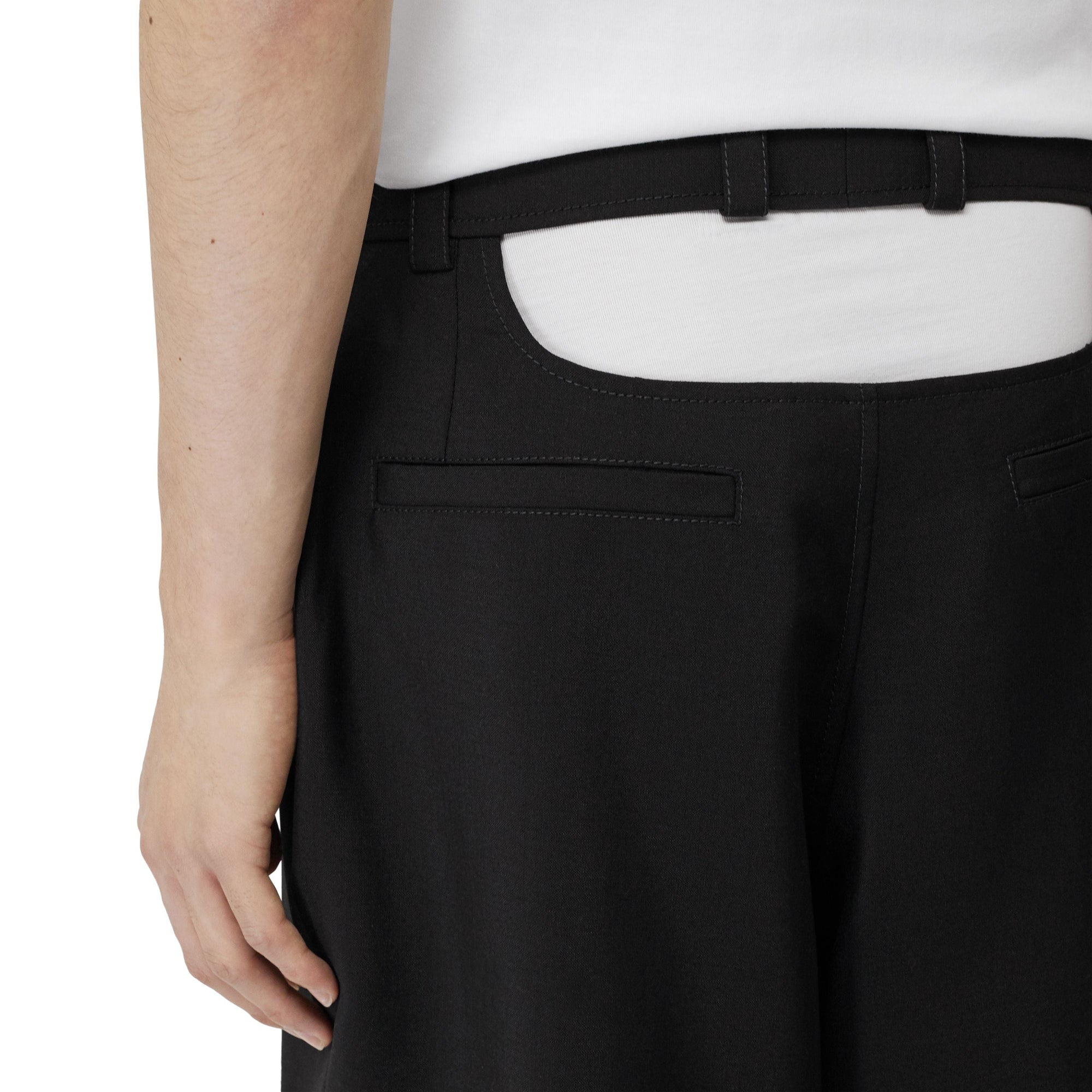 Short ajusté en mohair et laine avec découpe arrière - Black