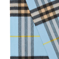Écharpe en cachemire à motif check classique - Pale Blue Carbon