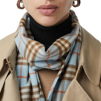 Écharpe classique en cachemire à motif Vintage check - Pale Peridot Blue
