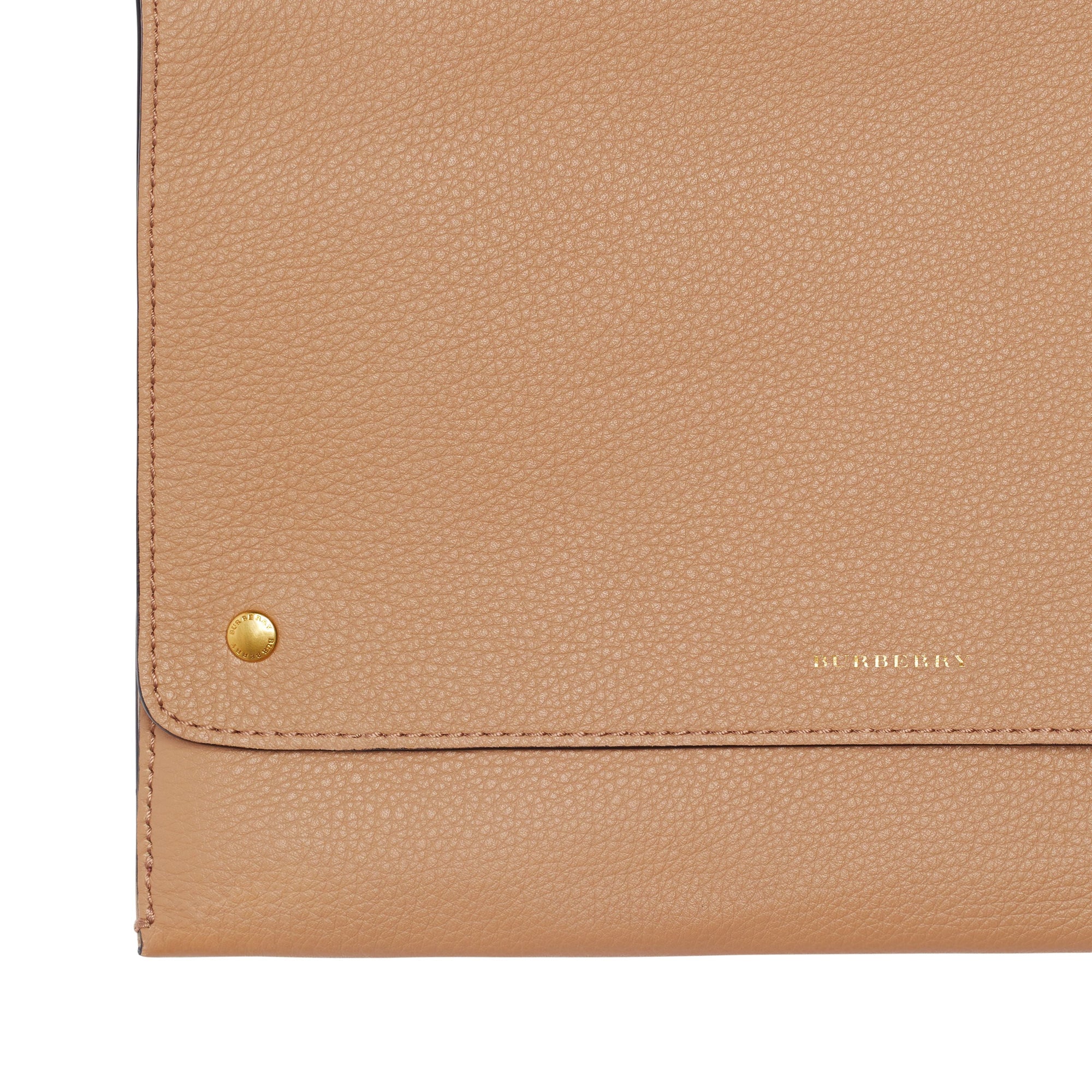 Sac à bandoulière en cuir à rabat - Light Camel