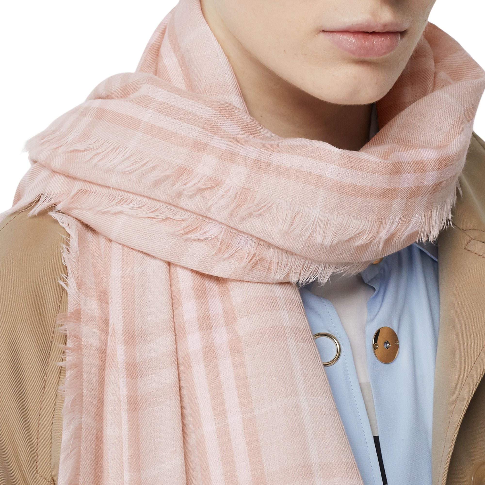 Écharpe légère en cachemire à motif Vintage check brodé - Soft Peach