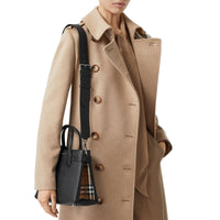 Petit sac The Banner en cuir avec Vintage check - Black