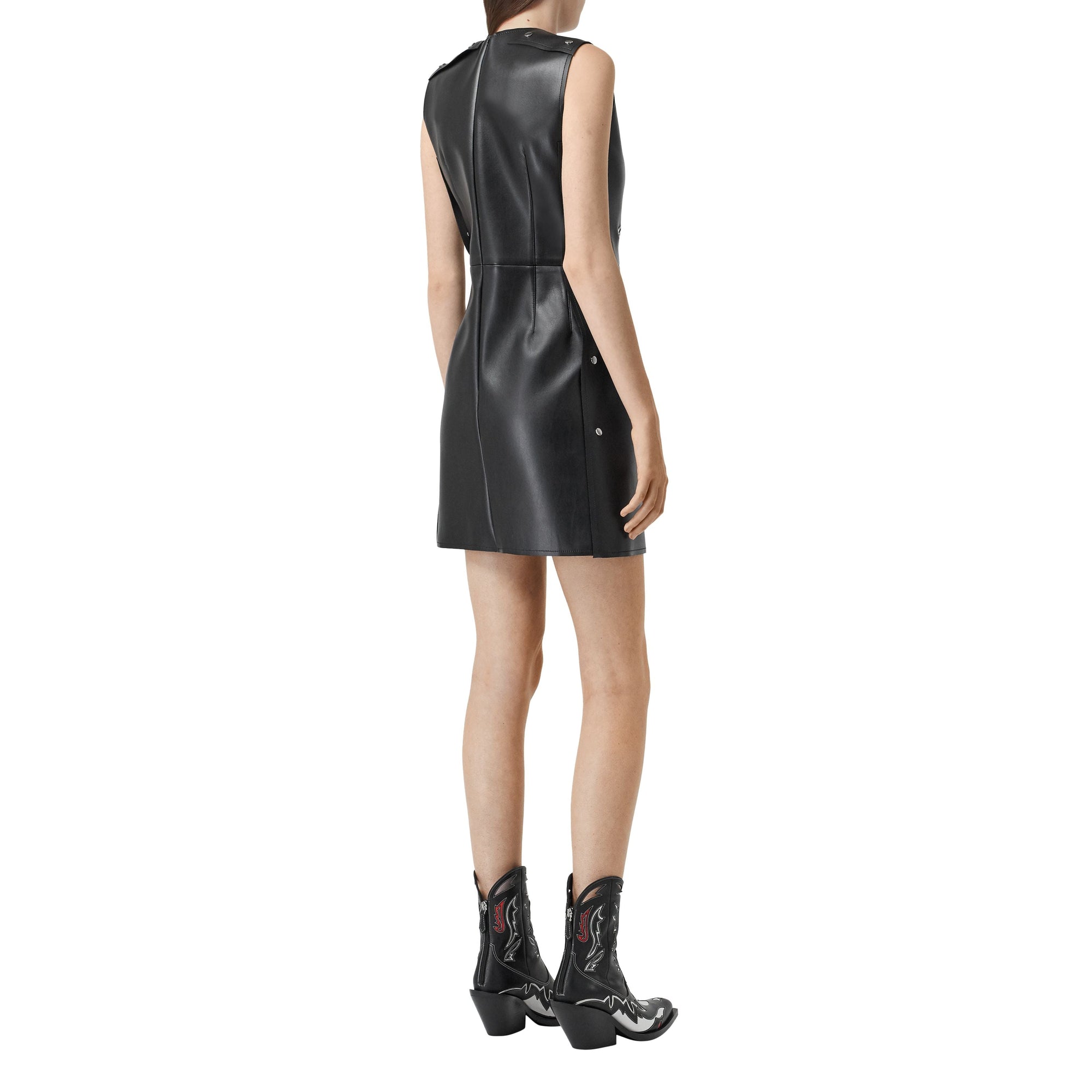 Minirobe en similicuir avec ornements - Black