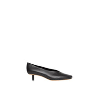 Escarpins sculpturaux à talon kitten heel en cuir d'agneau - Black
