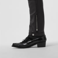 Pantalon en cuir contrecollé façon biker avec logo appliqué - Black