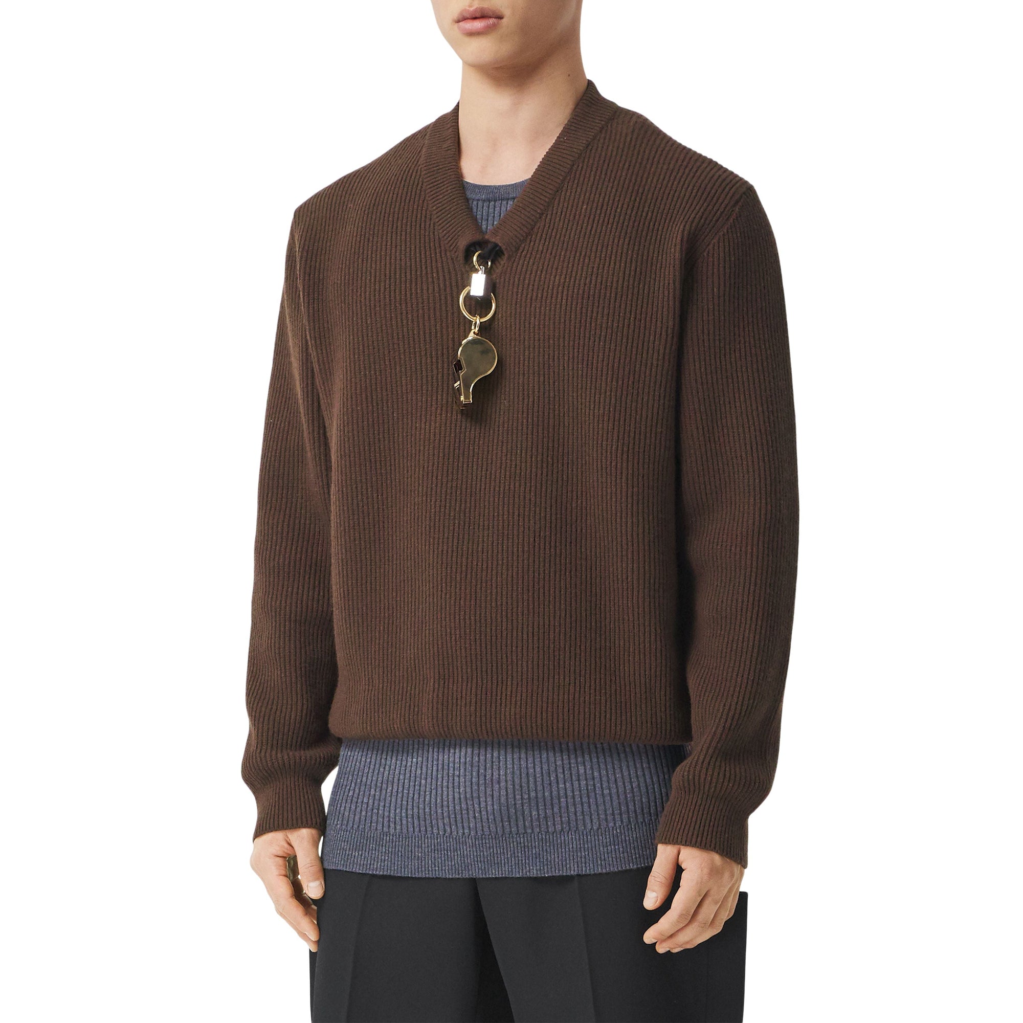 Pull en maille de laine côtelée avec détail sifflet plaqué or - Brown