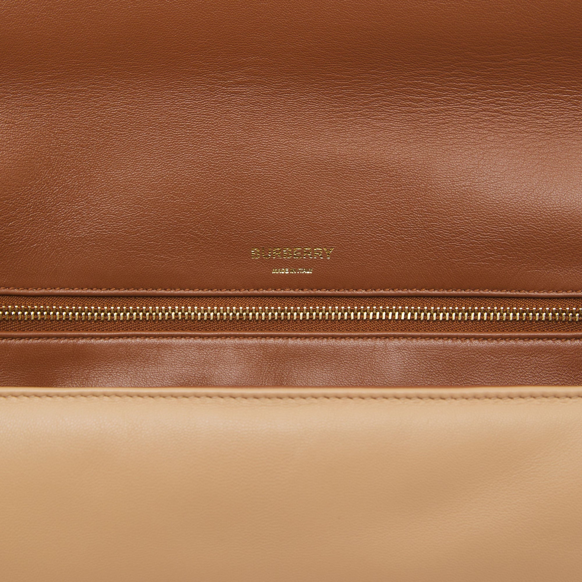 Sac Olympia extra-large en cuir d'agneau plongé - Cool Beige